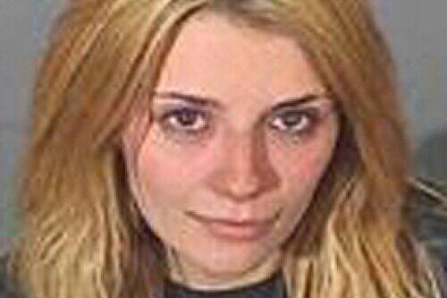Ein Polizeifoto von OC California-Star Mischa Barton.