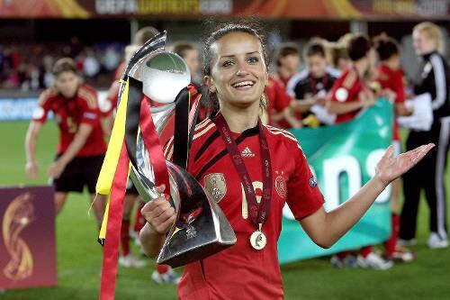 Neuerdings Publikumsmagneten: DFB-Frauen wie Fatmire Bajramaj