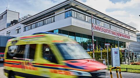 Im Bundestag ging es um Verbesserungen im Notfall und Nachbesserungen am Krankenkassen-Sparpaket. (Symbolfoto)