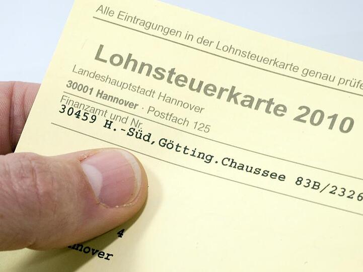 Die Spielräume für die schwarz-gelben Steuersenkungspläne schrumpfen.