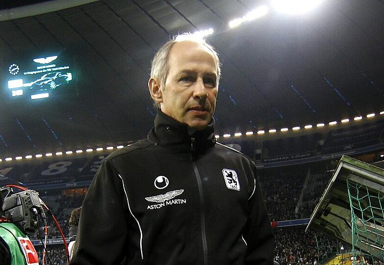 Blickt in eine unsichere Zukunft: Löwen-Trainer Reiner Maurer.