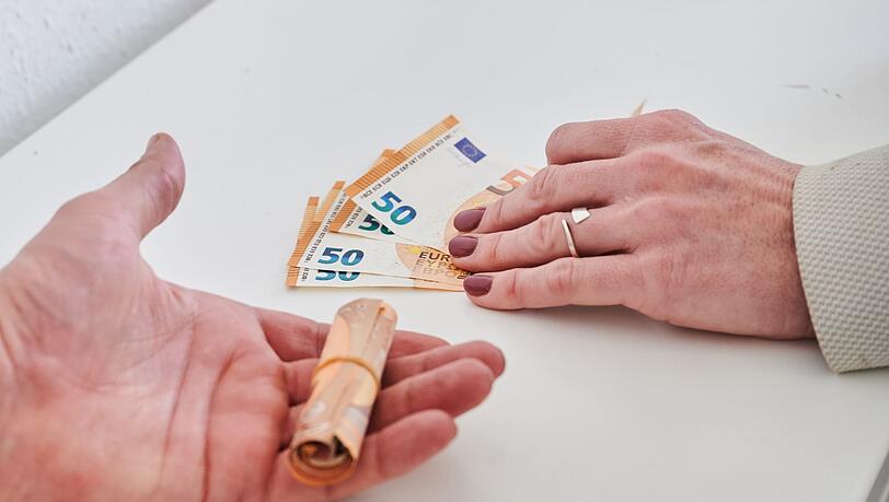 Dieses Jahr ist der Equal Pay Day am 7. März. Der Tag gibt an, bis wann Frauen rechnerisch im Durchschnitt ohne Bezahlung arbeiten müssten, wenn sie bis zum Jahresende gleich verdienen würden.