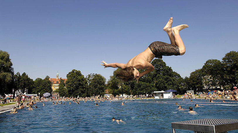 Der Freibadbesuch in München wird in diesem Sommer teurer - zumindest ein kleines bisschen.