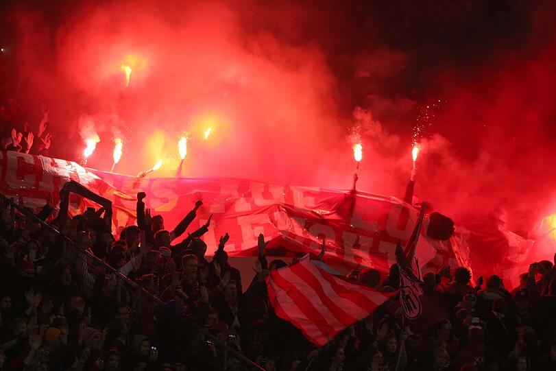 Ein Spektakel: das kleine Münchner Derby.