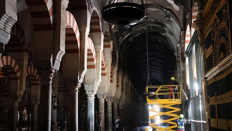 Die Kathedrale ist ein Meisterwerk islamischer Architektur.