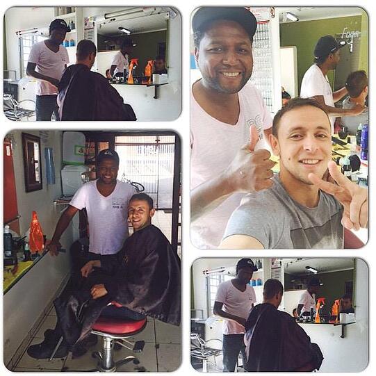 Rafinha nimmt auch im Urlaub Termine war: allerdings nur den beim Friseur.