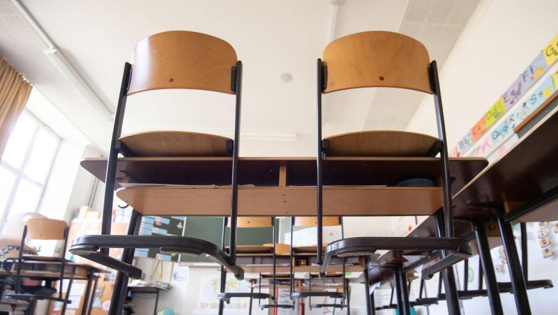 Ein leeres Klassenzimmer. Foto: Marijan Murat/dpa/Symbolbild Ein leeres Klassenzimmer. Foto: Marijan Murat/dpa/Symbolbild