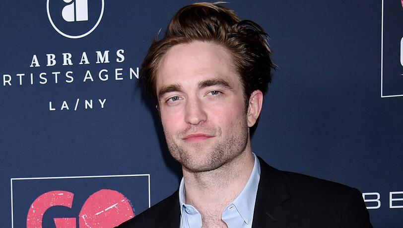 Robert Pattinson wird in "The Batman Part II" erneut ins Fledermauskostüm schlüpfen. Robert Pattinson wird in "The Batman Part II" erneut ins Fledermauskostüm schlüpfen.