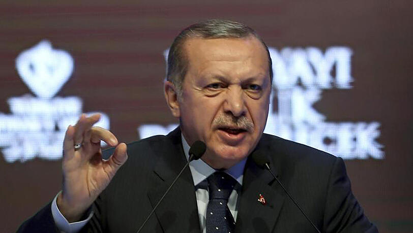 Der türkische Präsident Recep Tayyip Erdogan spricht am 12. März bei einer Kundgebgebung in Istanbul. Der türkische Präsident Recep Tayyip Erdogan spricht am 12. März bei einer Kundgebgebung in Istanbul.