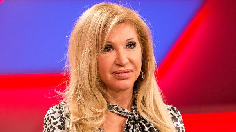Plant Carmen Geiss eine Schönheits-OP? Offenbar will sie eine "niedliches Stupsnase" wie ihre 15-jährige Tochter Shania.