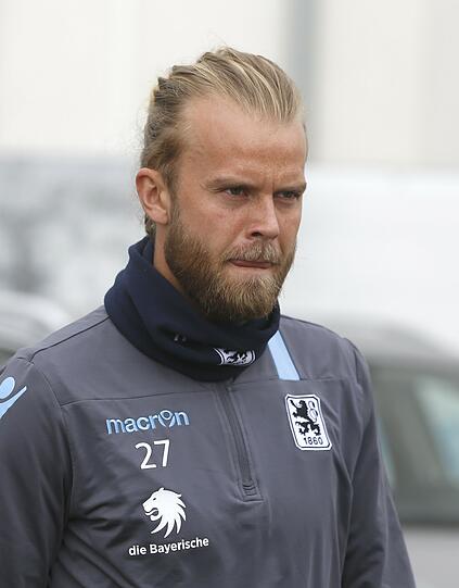 Der Däne Christian Gytkjaer absolvierte am Montag sein erstes Training mit seinen neuen Teamkollegen beim TSV 1860. Die Bilder.
