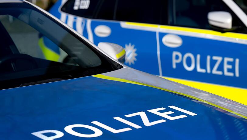 Die Polizei ermittelt nach einem tödlichen Verkehrsunfall bei Burgpreppach. (Symbolbild) Die Polizei ermittelt nach einem tödlichen Verkehrsunfall bei Burgpreppach. (Symbolbild)