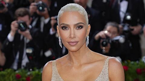 Kim Kardashian und ihre Schwestern sind bald in neuen Folgen von "The Kardashians" zu sehen.