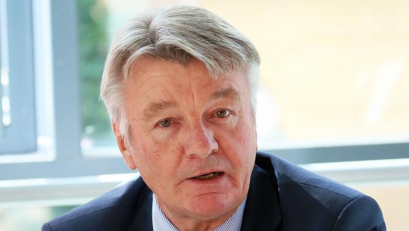 Klaus Wenzel, Präsident des Bayerischen Lehrer- und Lehrerinnenverbands. Klaus Wenzel, Präsident des Bayerischen Lehrer- und Lehrerinnenverbands.
