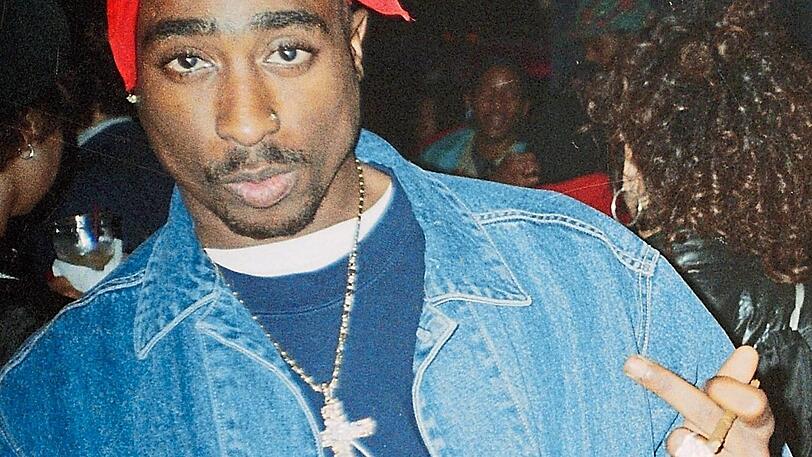 Tupac Amaru Shakur wurde 1996 aus einem Auto erschossen.