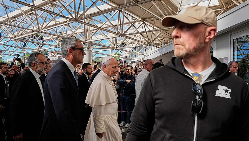 Bei dem Pontifex war ein Lungenknoten entdeckt worden.