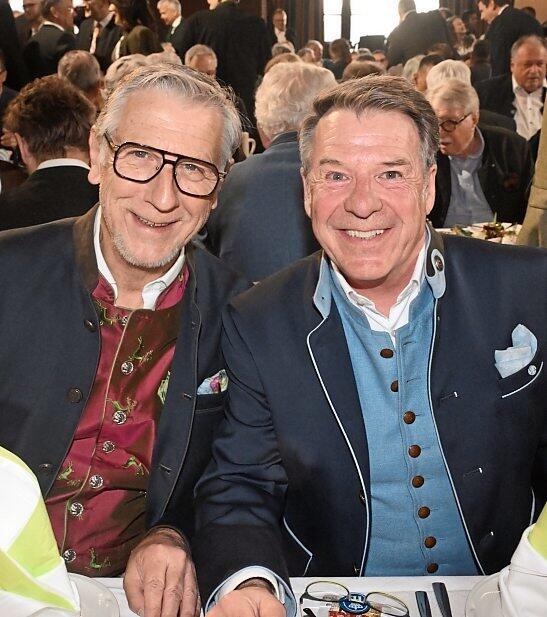 Er ist sein Ehemann und gleichzeitig Manager: Patrick Lindner (r.) und Peter Schäfer sind seit 2020 verheiratet.