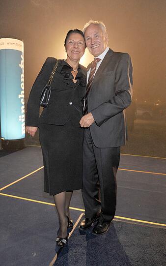 Auch Stoibers ehemaliger Minister Erwin Huber kam mit seiner Alma.