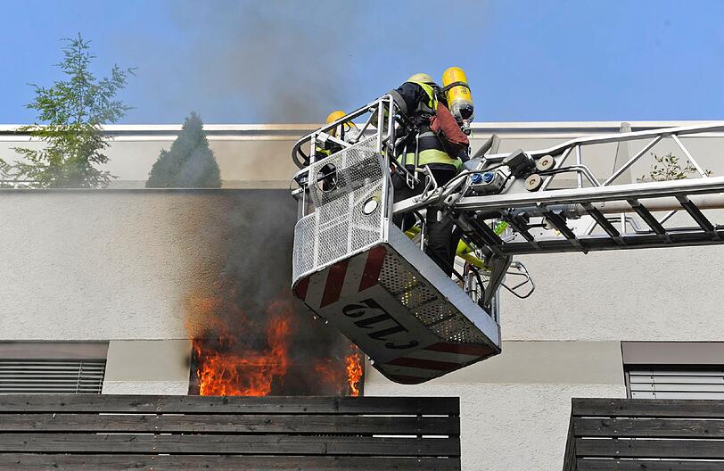 In dieser Wohnung in der Barnabeistraße in Nymphenburg war das Feuer ausgebrochen.