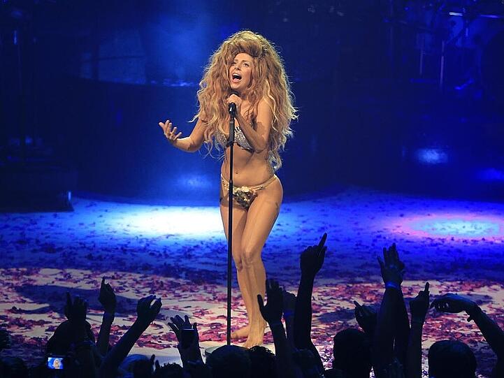 Zuviel unterwegs? Lady Gaga bei ihrem Auftritt auf dem Londoner iTunes-Festival