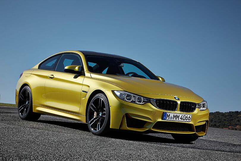 Das zweitürige M4 Coupé ist gleich stark wie die Limousine - wirkt aber noch einen Tick sportlicher.
