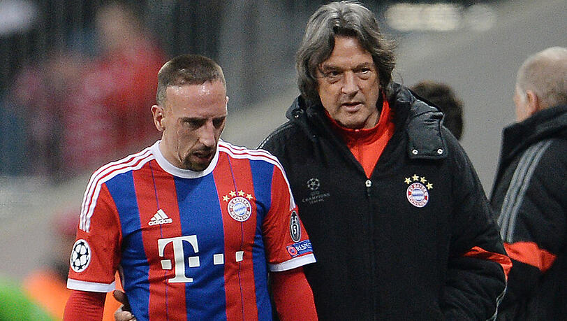 Klagt über Schmerzen nach seiner Sprunggelenksverletzung: Bayerns Flügelflitzer Franck Ribéry. Klagt über Schmerzen nach seiner Sprunggelenksverletzung: Bayerns Flügelflitzer Franck Ribéry.