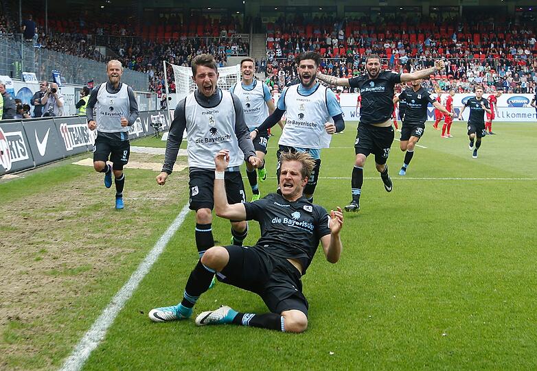 Weitere Bilder vom dramatischen Spiel in Heidenheim