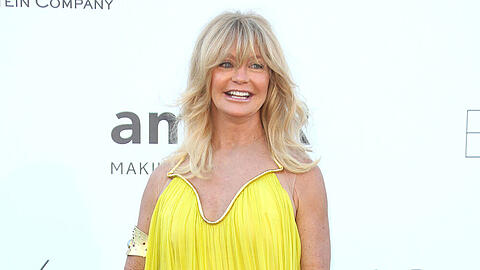 Goldie Hawn kommt aus dem Strahlen nicht heraus.