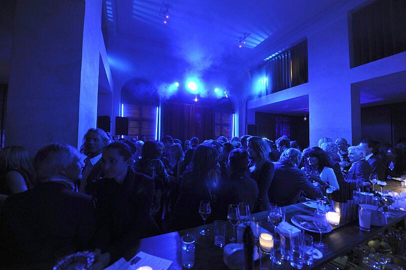 Sehen Sie hier weitere Bilder von Baldessarinis Duft-Premiere "Secret Mission".