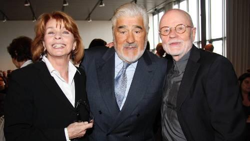 Weggefährten, Kollegen, Freunde: Senta Berger (stark applaudiert für ihre Rede), Mario Adorf und der Jubilar, Filmproduzent Günter Rohrbach, im Literaturhaus. Weggefährten, Kollegen, Freunde: Senta Berger (stark applaudiert für ihre Rede), Mario Adorf und der Jubilar, Filmproduzent Günter Rohrbach, im Literaturhaus.