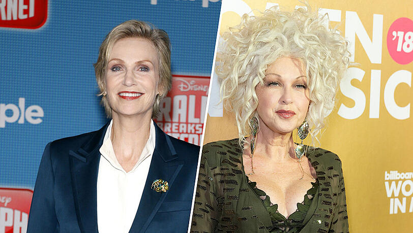 Jane Lynch (l.) und Cyndi Lauper werden gemeinsam vor der Kamera stehen Jane Lynch (l.) und Cyndi Lauper werden gemeinsam vor der Kamera stehen