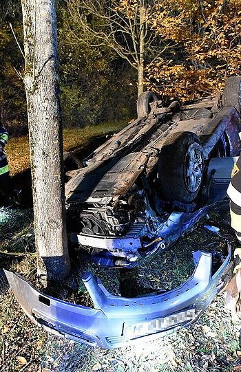 Nach 150 Metern kam der Opel Zafira zum Liegen.
