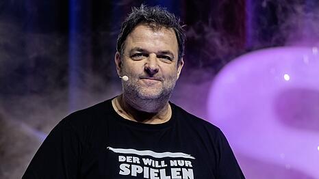 Martin Rütter bietet in einer ZDF-Sendung Hunde aus Qualzuchten zum Verkauf an. Dahinter steckt aber keine fiese Masche.