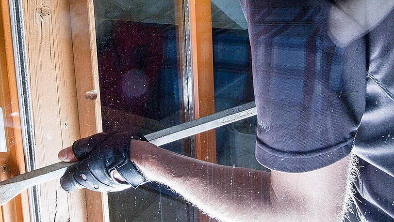 Die Polizei sucht Zeugen, die etwas von den Einbrüchen mitbekommen haben. (Symbolbild) Die Polizei sucht Zeugen, die etwas von den Einbrüchen mitbekommen haben. (Symbolbild)