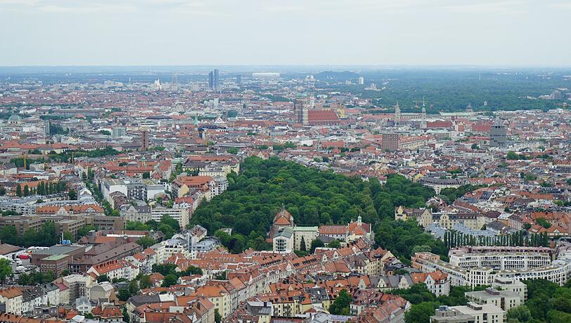 München von oben. Der zweithöchste Turm Münchens bietet einen herrlichen Blick auf die Stadt. Klicken Sie sich durch die Bilder vom Kamin des Heizkraftwerks Süd. München von oben. Der zweithöchste Turm Münchens bietet einen herrlichen Blick auf die Stadt. Klicken Sie sich durch die Bilder vom Kamin des Heizkraftwerks Süd.