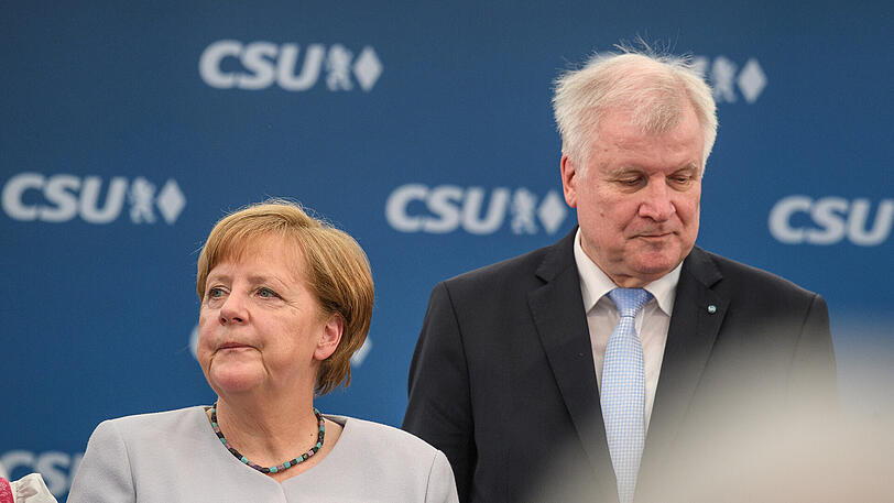 Bundeskanzlerin Angela Merkel und der bayerische Ministerpräsident Horst Seehofer wollen nicht mehr streiten.