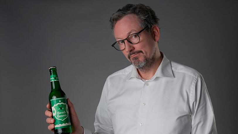 Wie groß ist die Macht des Alkohols? Eckart von Hirschhausen deckt in "Hirschhausen und die Macht des Alkohols" auf, was die Volksdroge Nummer eins mit unserem Körper, unseren Beziehungen und unserer Gesellschaft macht.