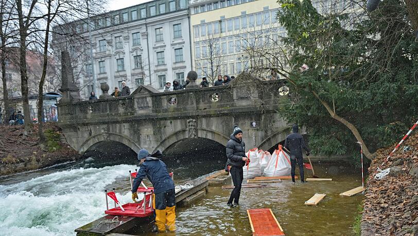 Strömungsexperten von der Hochschule München wollen die Eisbachwelle wiederherstellen.