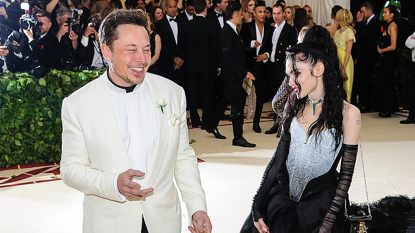 Elon Musk und Grimes auf der Met Gala 2018.