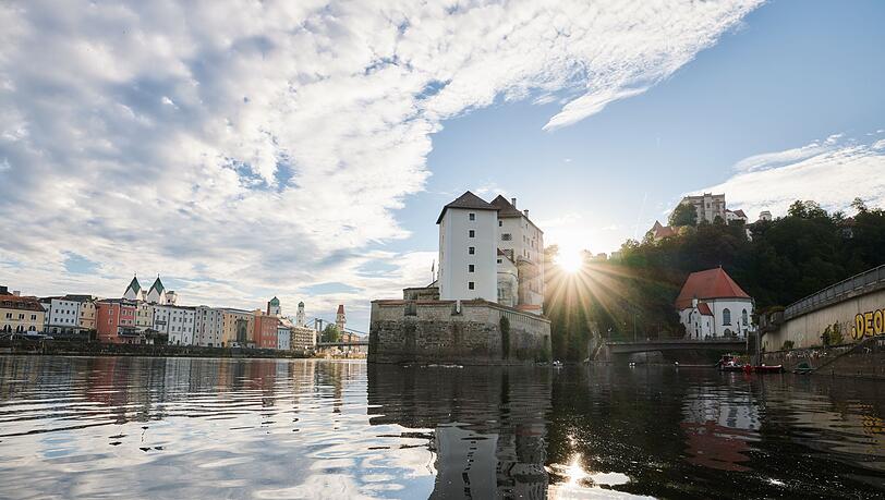 Die Passauer Altstadt ist ein beliebtes Ziel für Flusskreuzfahrten (Symbolbild)