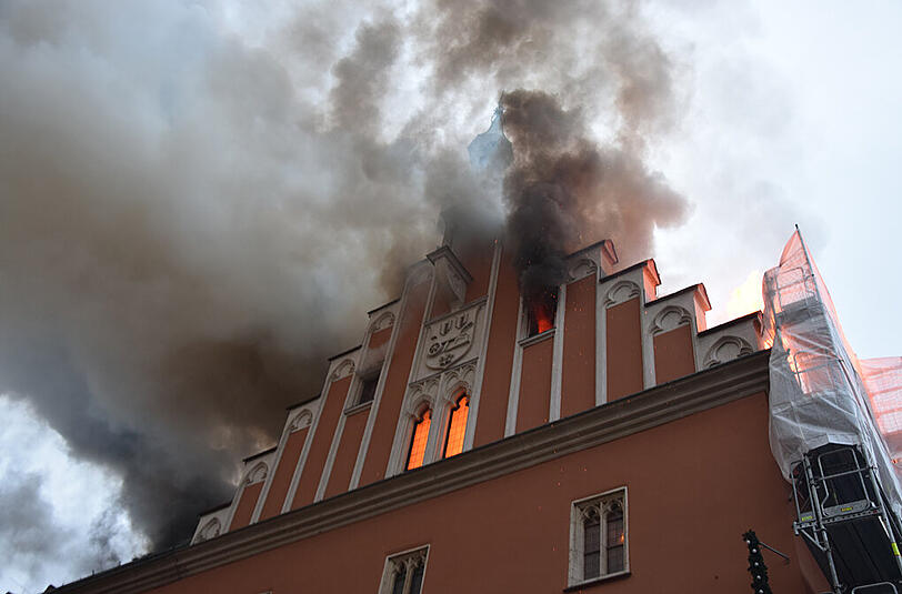 Feuer in Straubing: Die Bilder vom Rathaus-Brand.