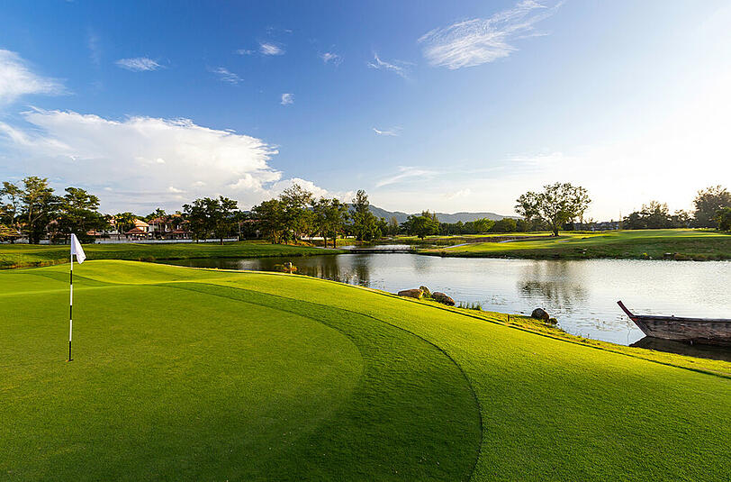 Ausblick über den Laguna Phuket Golf Club.