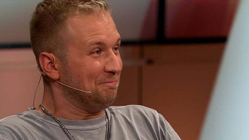"Stern TV"-Gast Ricardo Rüttig lacht über den Vorschlag von Jürgen Milski. "Stern TV"-Gast Ricardo Rüttig lacht über den Vorschlag von Jürgen Milski.