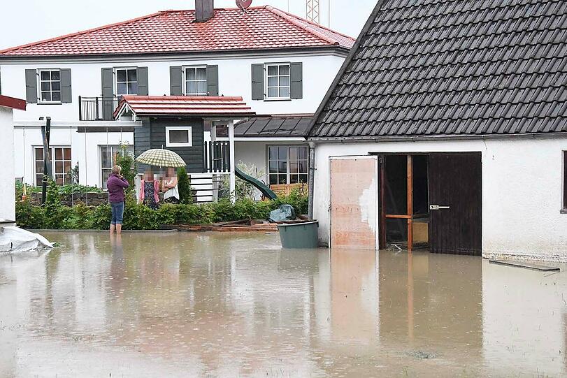 In Gelting waren Häuser zwischenzeitlich vom Wasser eingeschlossen.