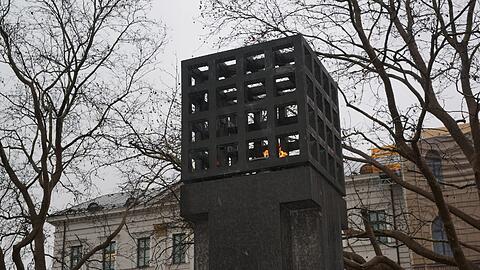 Am Montag wurde der neu gestaltete "Platz der Opfer des Nationalsozialismus" feierlich eröffnet.