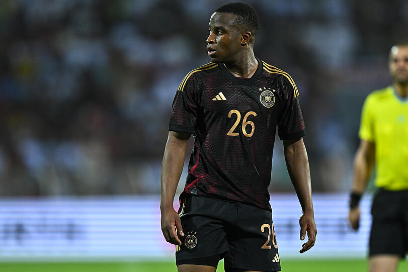 Sturm: Youssoufa Moukoko (Borussia Dortmund)