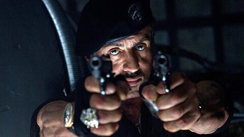 Sylvester Stallone schießt bald wieder scharf: "The Expendables 4" kommt im September 2023 in die Kinos.