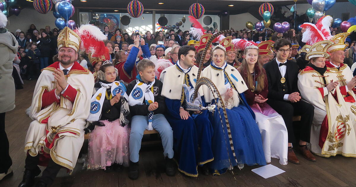 -Der-liebe-Gott-will-gl-ckliche-Menschen-Faschingsmesse-in-der-Nazarethkirche