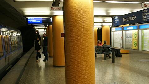 Eine U-Bahnhaltestelle gibt es bereits - hält in der Poccistraße irgendwann auch die Regionalbahn?