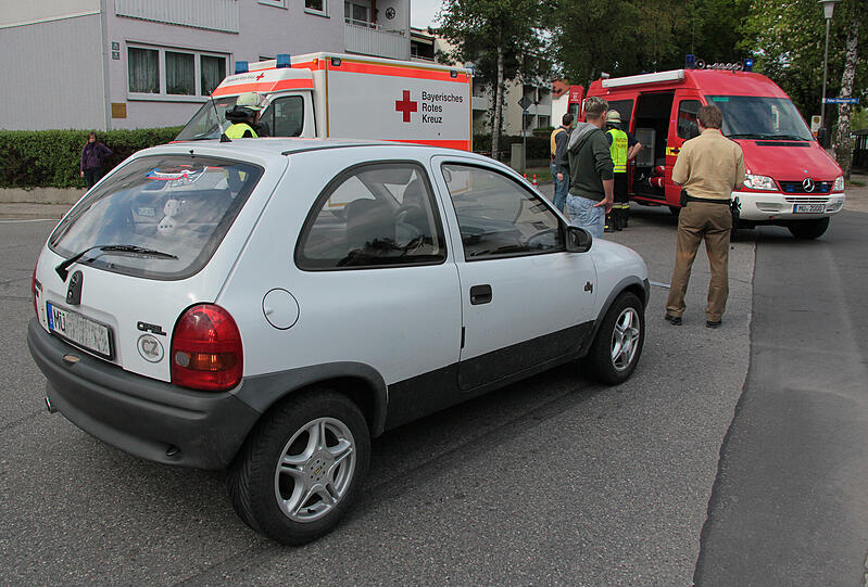 ...das von einem Opel Corsa erwischt wurde.